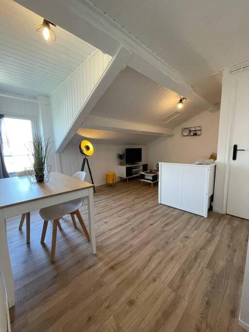 Studio Cosy, En Centre, Proche Gare, Vue Degagee Valence  Esterno foto